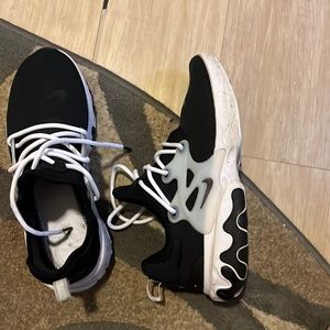 Nike Air Presto Black size 10.5